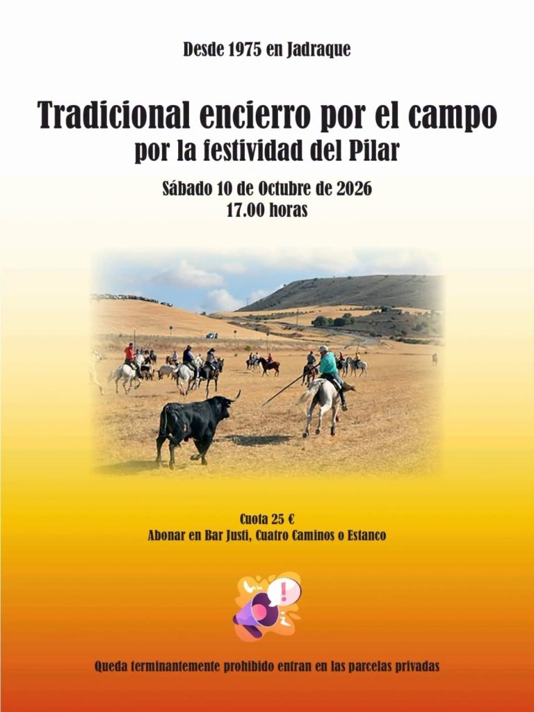 Tradicional encierro por el campo por la festividad del Pilar